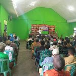 Bupati Merauke, Romanus Mbaraka sedang memberika arahan kepada ratusan Gapoktan, kepala kampung serta PPL dari Distrik Kurik serta Malind – Surya Papua/Frans Kobun