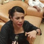 Ketua Tim Penggerak PKK Kabupaten Merauke, Imelda Carolina Mbaraka sedang berikan keterangan pers – Surya Papua/Frans Kobun