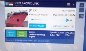 Kapal yang akan melakukan perbaikan kabel optik di Tanjung Salak Kimaam – Surya Papua/IST