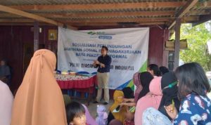 Kegiatan sosialisasi yang diikuti masyarakat di Payum, Kampung Imbuti, Kabupaten Merauke – Surya Papua/Yulianus Bwariat
