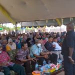 Arahan Bupati Merauke, Romanus Mbaraka kepada masyarakat dari tiga kampung di Distrik Kurik – Surya Papua/Yulianus Bwariat
