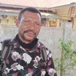 Salah seorang pengumpul kepala dari Kampung Eswambi-Okaba, Paulus Yano Samkakai- Surya Papua/Frans Kobun