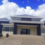 Kantor Dinas Pendidikan dan Pengajaran Kabupaten Merauke yang beralamat di Jalan Biak, Kelurahan Mandala – Surya Papua/Frans Kobun