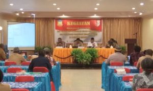 Kegiatan Kesbangpol Provinsi Papua yang diikuti perwakilan ormas – Surya Papua/Yulianus Bwariat