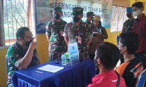 Pelayanan kesehatan secara gratis kepada warga di Kampung Wasur – Surya Papua/Yulianus Bwariat