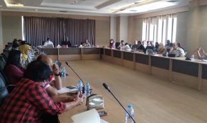 Pertemuan bersama Tim Kemenko bersama pejabat di Pemkab Merauke membahas food estate – Surya Papua/Yulianus Bwariat