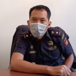 orang bea Pelaksana Tugas (Plt) Kasie Kepatuhan Internal dan Penyuluhan Kantor Bea dan Cukai Kabupaten Merauke, Johanes Sahalatua – Surya Papua/Yulianus Bwariat