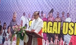 Uskup Agung Jakarta, Kardinal Ignatius Suharyo sedang memberikan sambutan – Surya Papua/Frans Kobun