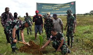 Penanaman anakan pohon di dua tempat yang dilakukan Kodim 1707 Merauke – Surya Papua/IST