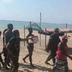 Bupati Merauke, Romanus Mbaraka saat tiba di Pulau Habe dua hari lalu – Surya Papua/ Frans Kobun