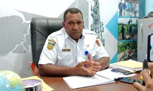 Kepala Dinas Komunikasi dan Informatika Kabupaten Merauke, Thomas Kimko – Surya Papua/Yulianus Bwariat
