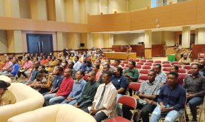 Calon mahasiswa dan mahasiswa Marind yang akan kuliah ke luar negeri – Surya Papua/Yulianus Bwariat