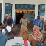 Puluhan guru yang telah dinyatakan lulus P3K mendatangi Kantor BKD Kabupaten Merauke – Surya Papua/Yulianus Bwariat