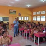 Materi edukasi yang diberikan perusahan kepada ratusan siswa-siswi – Surya Papua/IST