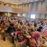 ASN di lingkungan Pemkab Merauke sedang mengikuti pertemuan bersama Bupati Merauke, Romanus Mbaraka – Surya Papua/Frans Kobun