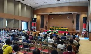 Kegiatan yang dilaksanakan Lemaskim di auditorium Kantor Bupati Merauke – Surya Papua/Yulianus Bwariat