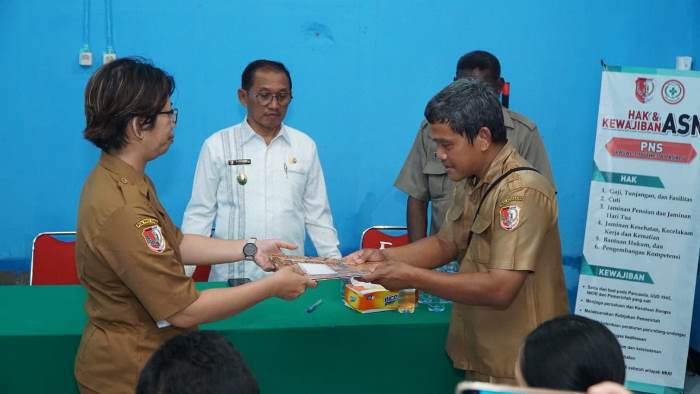 Serahterima jabatan Direktur RSUD Merauke – Surya Papua/IST