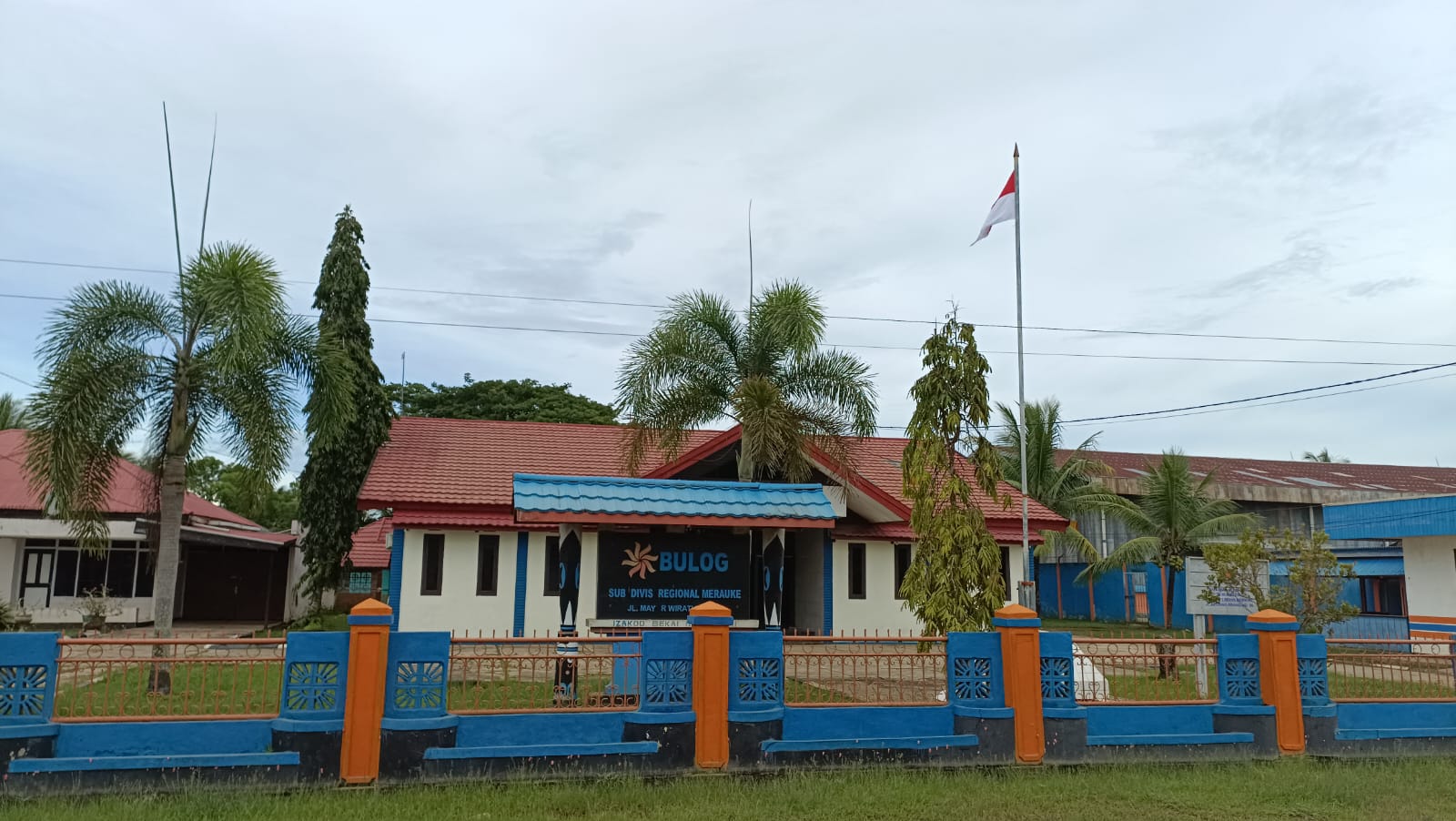 Kantor Bulog Merauke yang beralamat di sekitar Gudang Arang - Surya Papua/Yulianus Bwariat