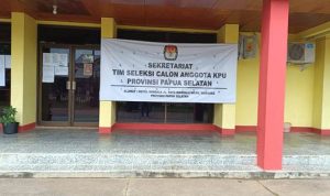 Sekretariat untuk penerimaan pendaftaran calon anggota Komisioner Provinsi Papua Selatan- Surya Papua/Yulianus Bwariat