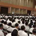 PNS dilingkungan Pemkab Merauke yang menerima SK dari Bupati Merauke, Romanus Mbaraka – Surya Papua/Frans Kobun