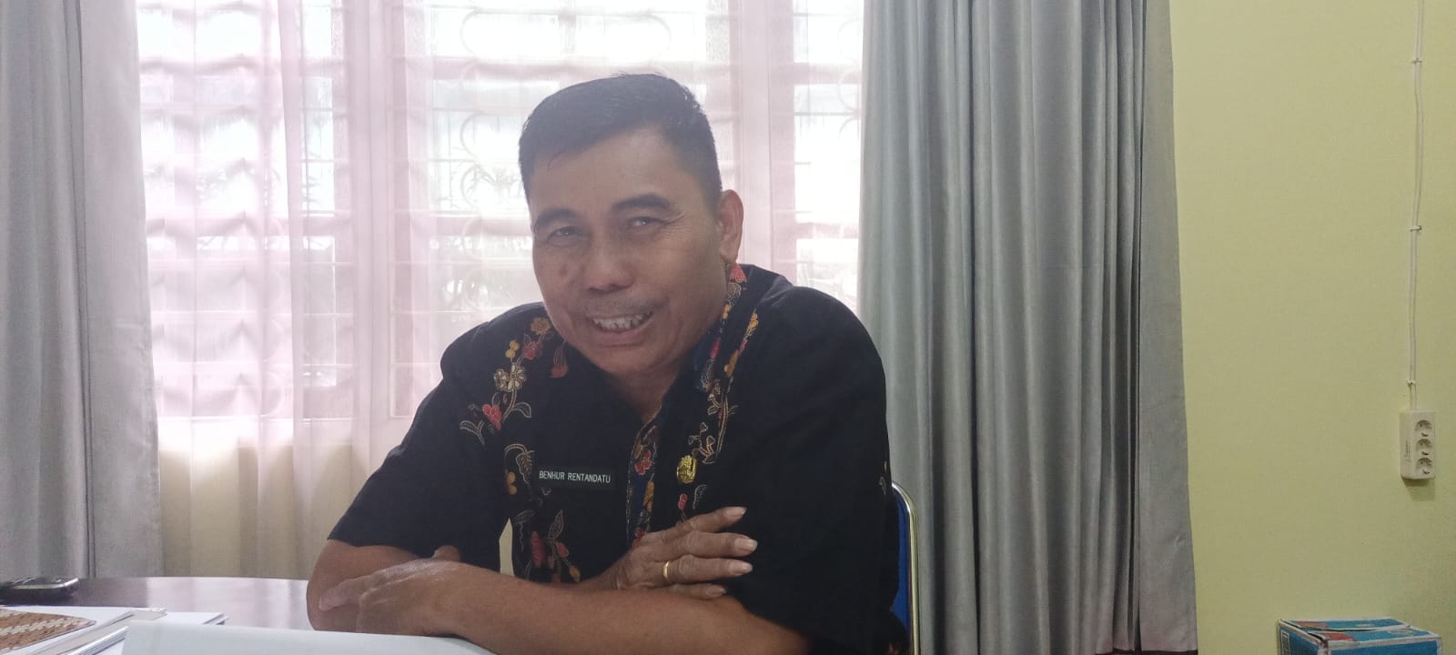 Kepala Dinas Pariwisata dan Kebudayaan Kabupaten Merauke, Benhur Rentandatu – Surya Papua/Frans Kobun