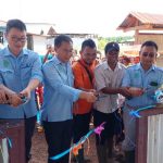 Pengguntingan pita sebagai symbol beroperasinta TPA PT BCA – Surya Papua/IST