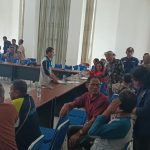 Petani yang melakukan pertemuan bersama Bupati Merauke, Romanus Mbaraka beberapa waktu lalu – Surya Papua/Frans Kobun