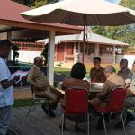 Bupati Merauke, Romanus Mbaraka sedang pertemuan bersama sejumlah kepala dinas di kediamannya – Surya Papua/Frans Kobun