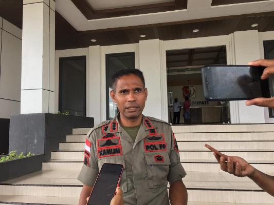 Kepala Satpol PP Kabupaten Merauke, Fransiskus Kamijay – Surya Papua/Frans Kobun