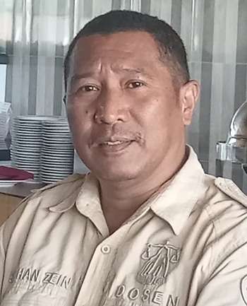 Burhanuddin Zein - Surya Papua/Frans Kobun