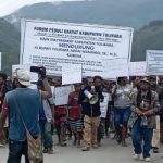 forum satu Ribuan warga Tolikara yang melakukan aksi demonstrasi beberapa hari lalu – Surya Papua/IST