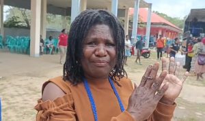 Frederika, perwakilan mama Papua yang berjualan di Pasar Mopah- Surya Papua/Frans Kobun