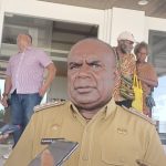 Bupati Merauke, Romanus Mbaraka berikan keterangan pers kepada sejumlah wartawan – Surya Papua/Frans Kobun