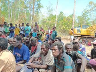 Masyarakat di Kampung Wantarma, Distrik Kontuar, Kabupaten Merauke – Surya Papua/Frans Kobun