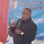 Bupati Merauke, Romanus Mbaraka sedang memberikan arahan- Surya Papua/Frans Kobun