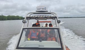Pencarian tiga orang oleh tim gabungan SAR tadi pagi di Perairan Wamal dan sekitarnya – Surya Papua/IST