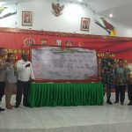 Foto bersama saat pelaksanaan deklarasi damai menuju pemilu yang berlangsung di Kodim 1707 Merauke – Surya Papua/Frans Kobun