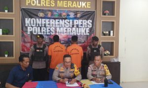 Kapolres Merauke, AKBP I Ketut Suarnaya berikan keterangan pers kepada sejumlah wartawan – Surya Papua/Frans Kobun