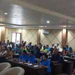 Seratusan lebih peserta yang mengikuti diskusi panel pendidikan di Hotel Corein – Surya Papua/Frans Kobun