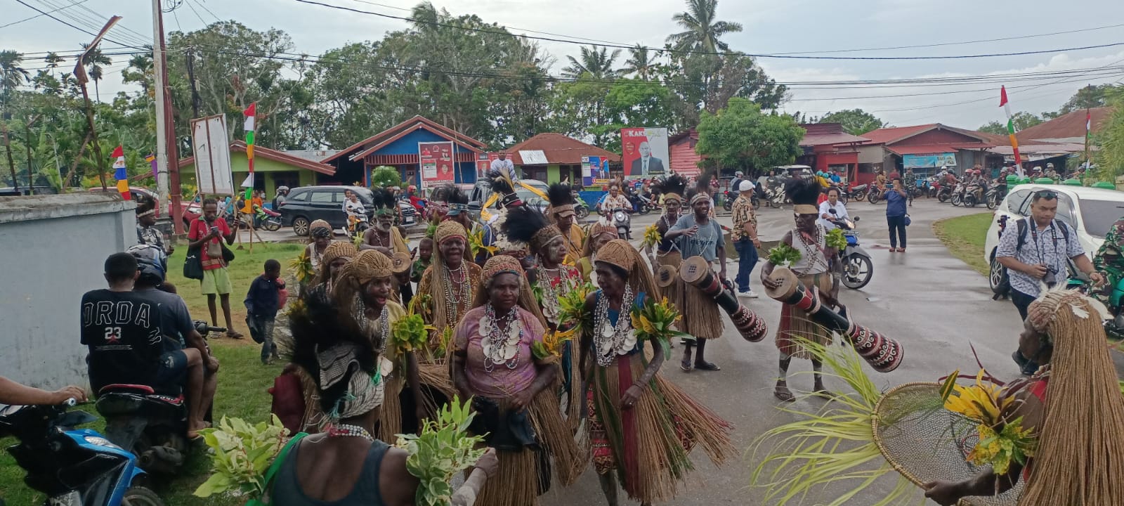 Masyarakat Kimaam dalam suatu kegiatan beberapa waktu lalu – Surya Papua/IST