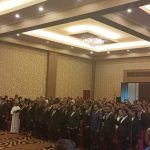 Bupati Merauke, Romanus Mbaraka saat melantik dan mengambil sumpah ratusan pejabat– Surya Papua/Frans Kobun