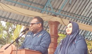 Bacabup-Bacawabup Merauke, Yopseph Bladib Gebze-Fauzun Nihayah sedang berikan sambutan – Surya Papua/Frans Kobun