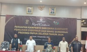 Komisioner KPU Provinsi Papua Selatan saat rakor persiapan kampanye dan dana kampanye – Surya Papua/Frans Kobun