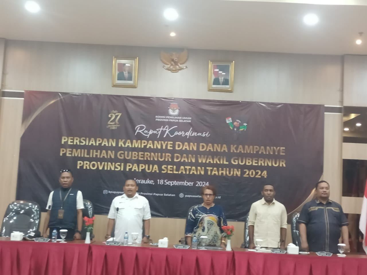 Komisioner KPU Provinsi Papua Selatan saat rakor persiapan kampanye dan dana kampanye – Surya Papua/Frans Kobun