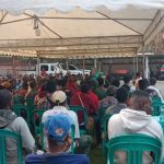 Ratusan masyarakat Pulau Kimaam sedang dialog dengan Bakal Calon Gubernur Papua Selatan, Romanus Mbaraka – Surya Papua/Frans Kobun