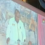 darius Calon Gubernur Papua Selatan, Darius Gebze sedang berbicara dalam debat semalam – Surya Papua/Frans Kobun