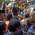 sambutan 1 Calon Wakil Gubernur Papua Selatan, Aobertus Muyak yang disambut masyarakat Kabupaten Mappi – Surya Papua/IST