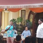 utamanya Calon Gubernur Papua Selatan, Romanus Mbaraka sedang bicara- Surya Papua/Frans Kobun