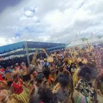 kora 1 Suasana di Lapangan Trikora yang dipadati ribuan masyarakat Kabupaten Boven Digoel – Surya Papua/Frans Kobun