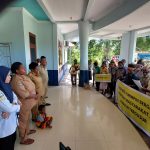Masyarakat adat dari 18 marga yang melakukan aksi sekaligus mendesak PT Papua Berkat Pangan dicabut izin operasinya – Surya Papua/IST